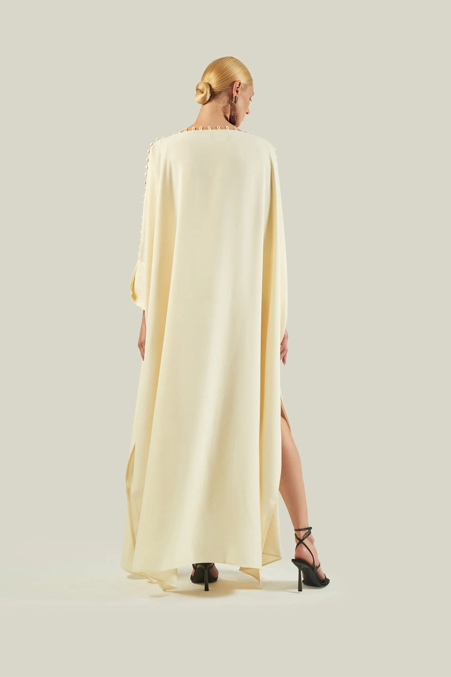 Serene Silhouette | Cream Kaftan